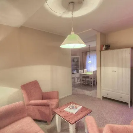 F 913 Comfortable 別荘 Wulfen auf Fehmarn