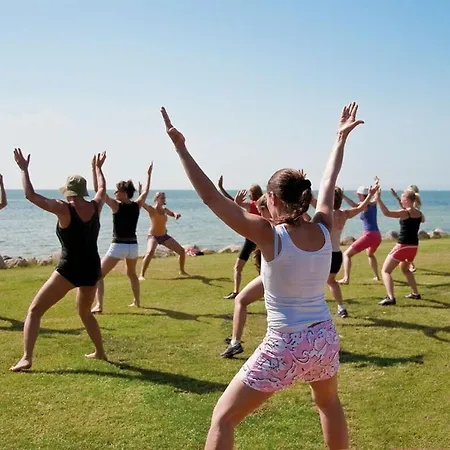 F 913 Comfortable 別荘